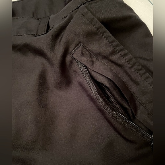 Magellan Outdoor large black walking short. Light weight fabric. Inseam 10.5”. - Picture 4 of 8